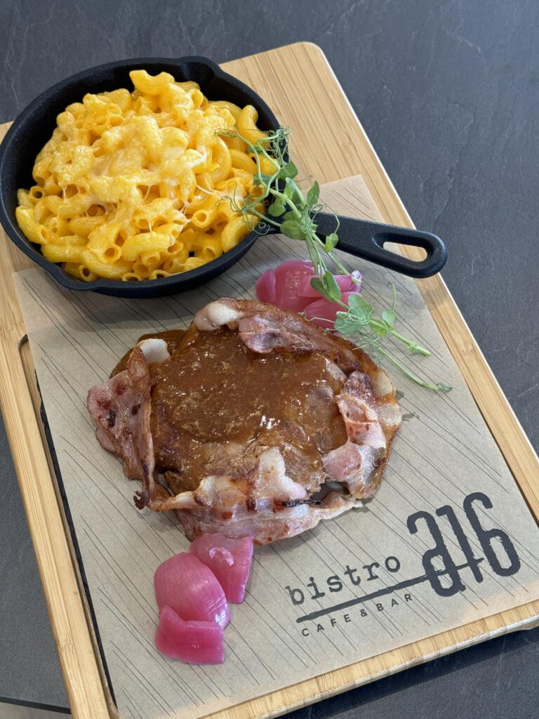 a16 Bistro
